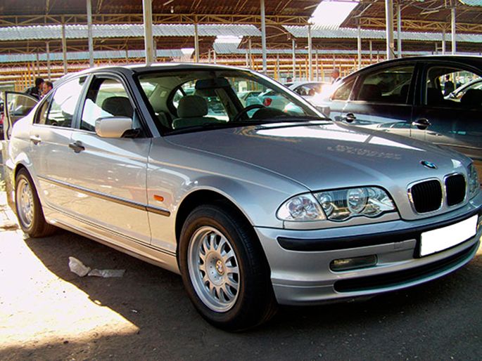 1.BMW--1998,-280-000-км.-14-500-у