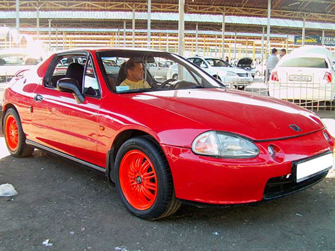 10.Honda-CRX-1993-года-выпуска-за-13-000-у.е-с-пробегом-в-123-000-км