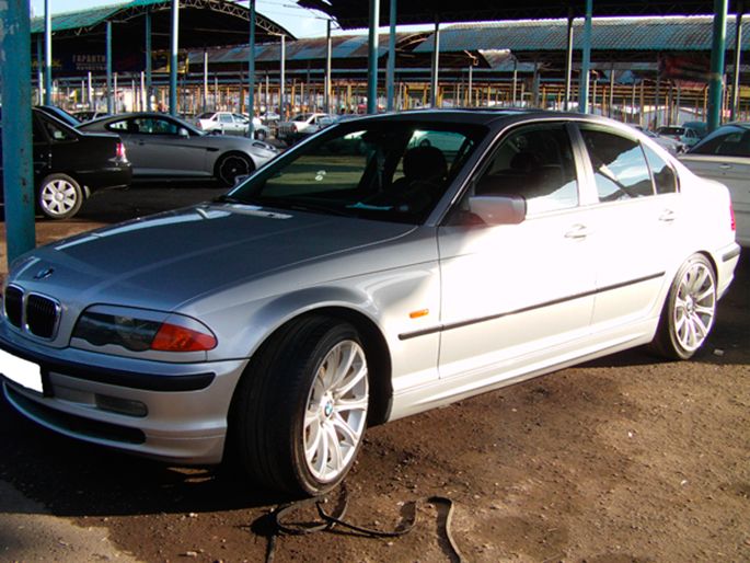 32.BMW-328i-,-1999-год.-Пробег---115-000-км,-цена---19-000-у.е.