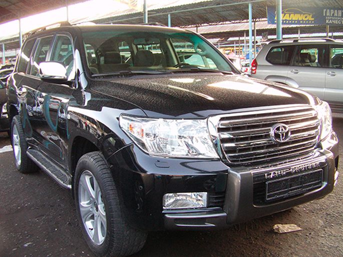 12.Toyota-Land-Cruiser,-2009-год.-Пробег---43-000-км,-цена---85-000-у.е